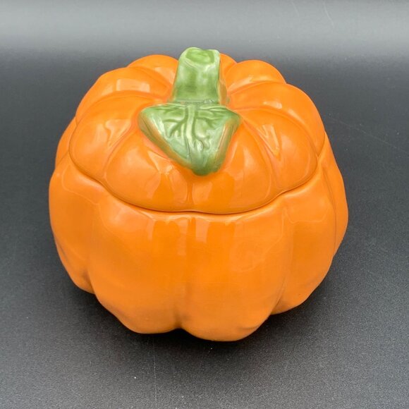 Williams-Sonoma Covered Pumpkin Crock Soup Bowl Orange Ceramic Handmade Portugal - Picture 8 of 9